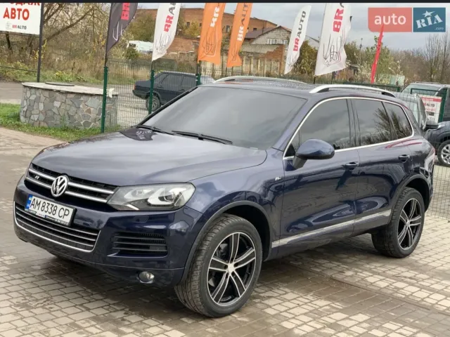 Volkswagen Touareg - фото 4