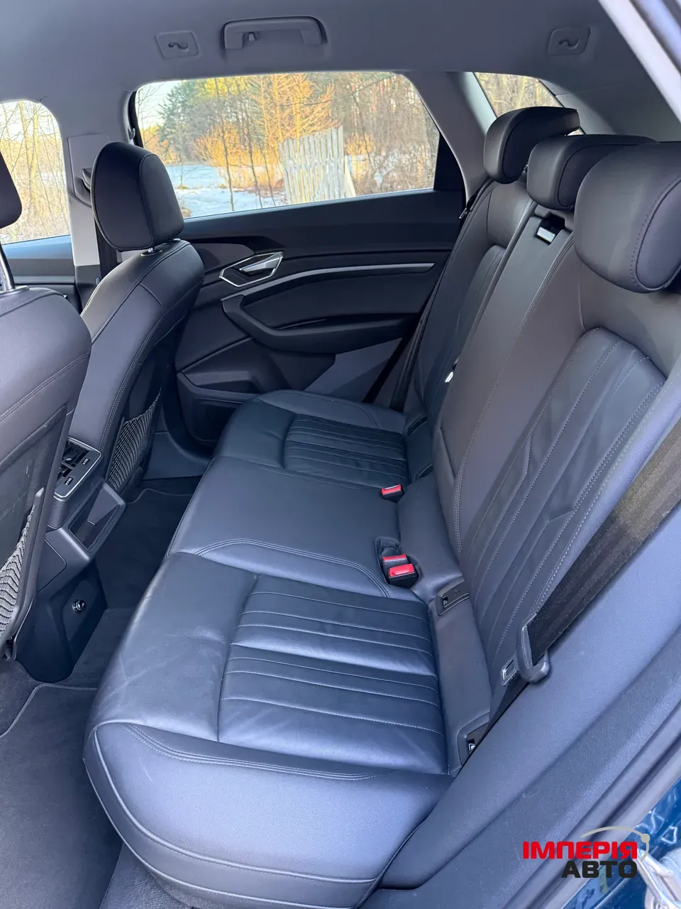 Audi e-tron - фото 15