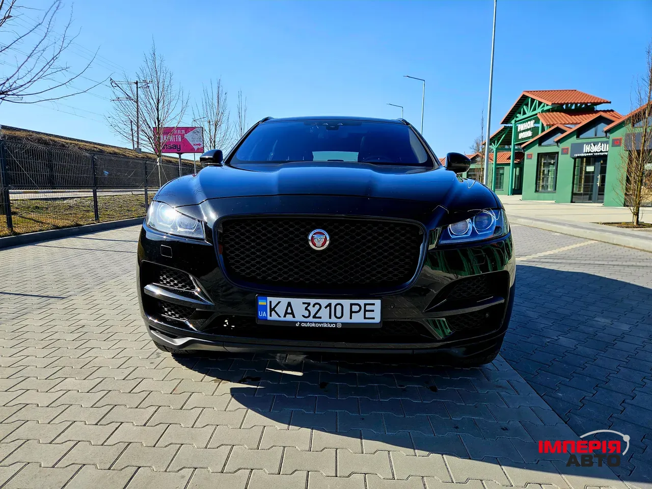 Jaguar F-Pace - фото 9