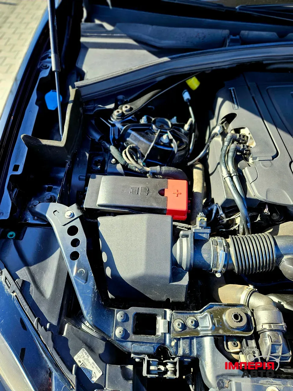 Jaguar F-Pace - фото 13