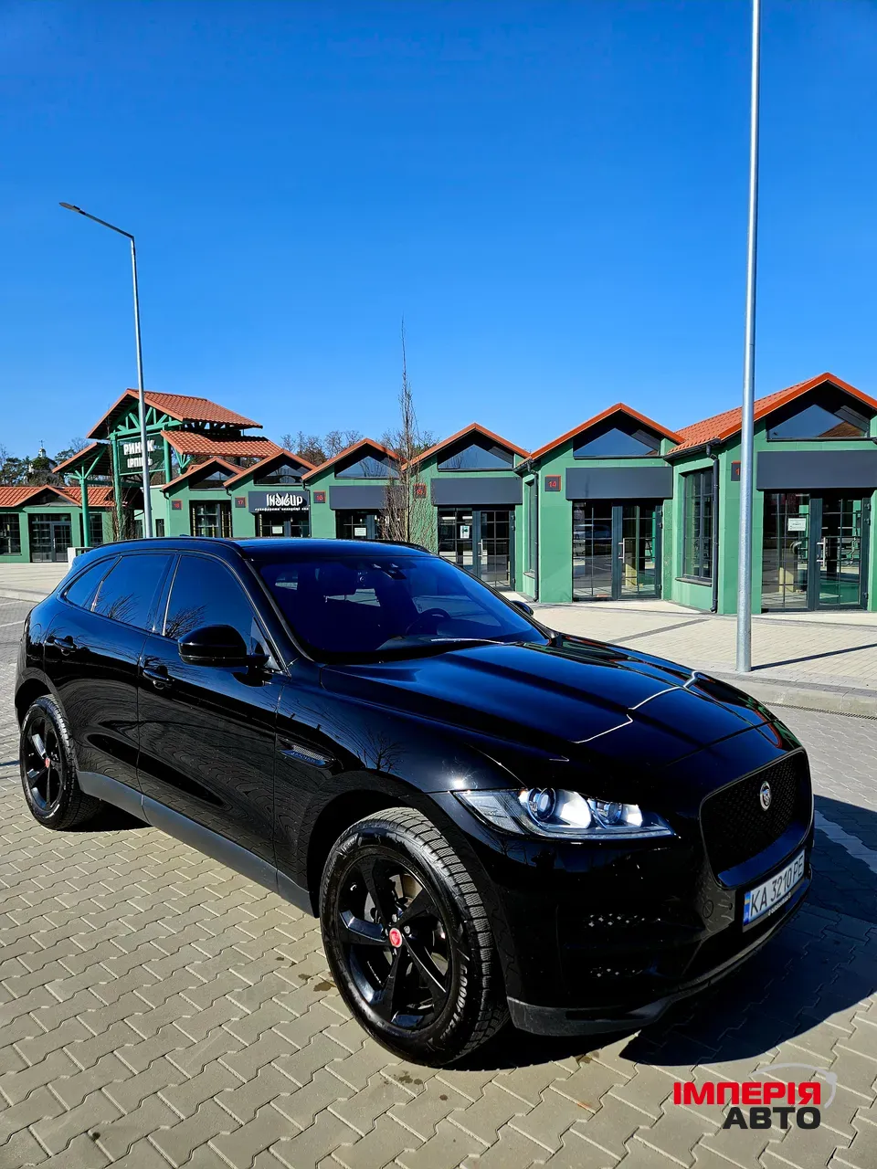 Jaguar F-Pace - фото 10