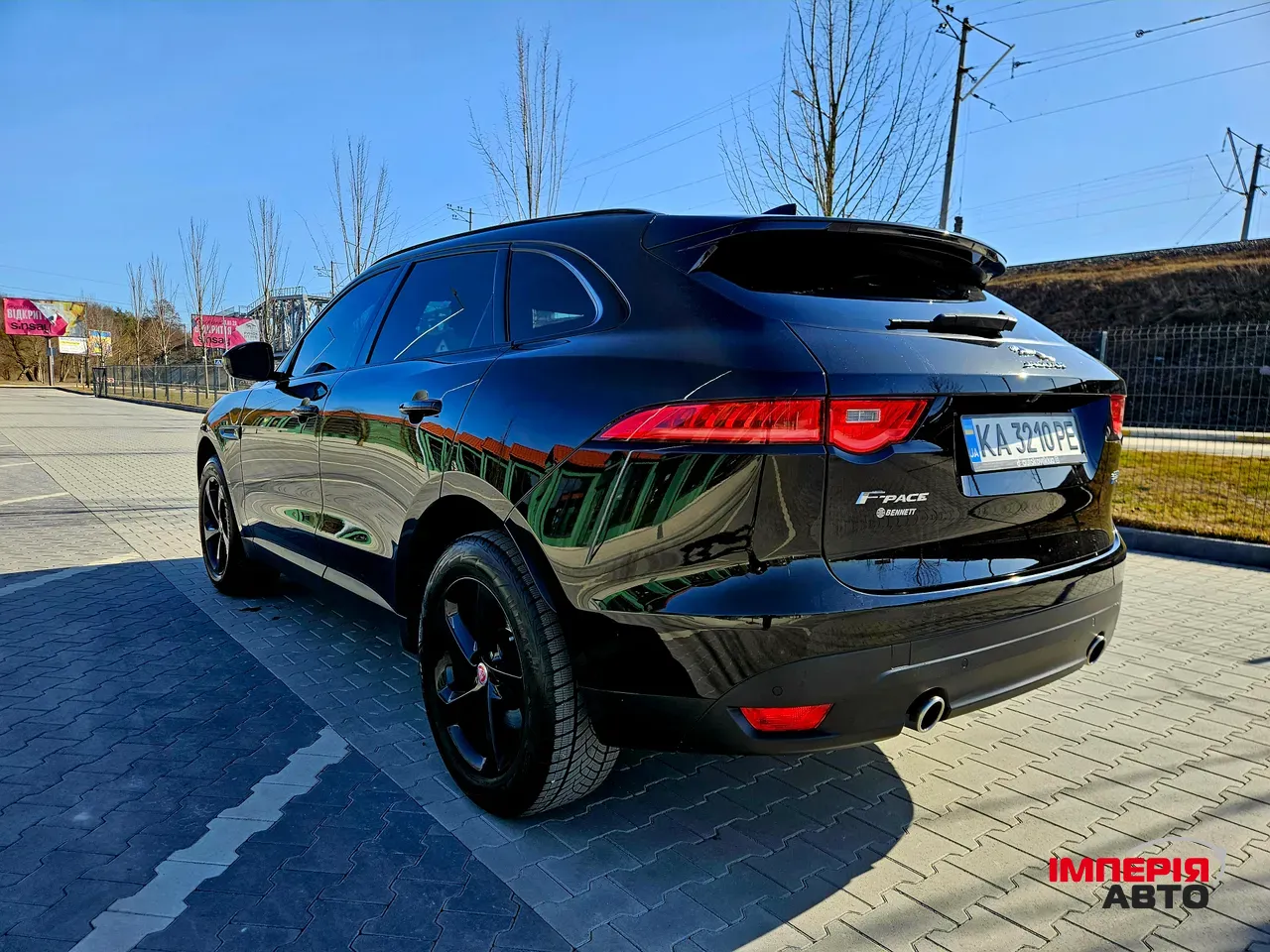 Jaguar F-Pace - фото 6
