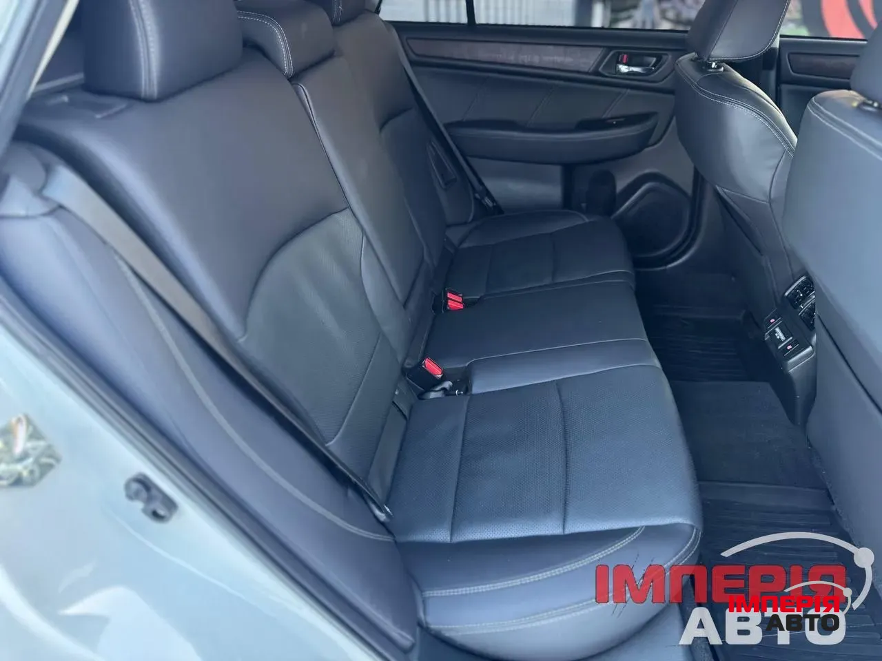 Subaru Outback - фото 5