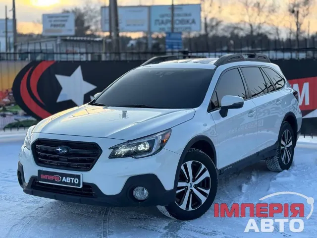 Subaru Outback - фото 1