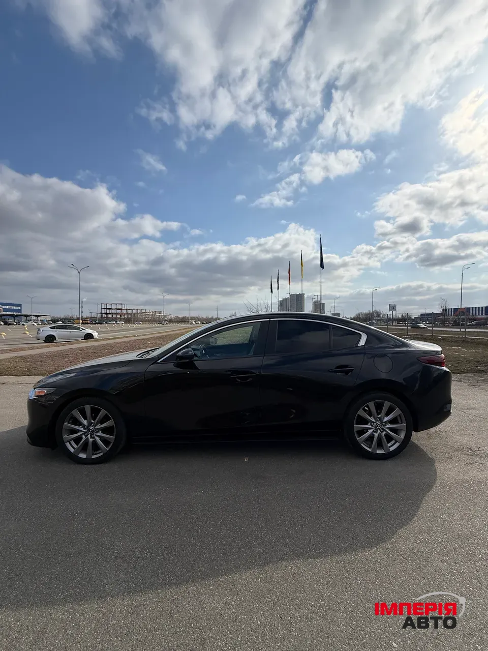 Mazda 3 - фото 6