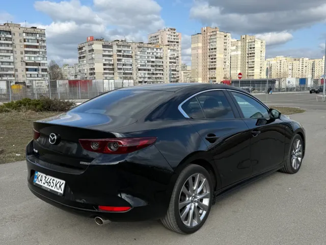Mazda 3 - фото 3