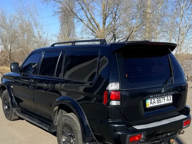 Mitsubishi Pajero Sport - фото 3