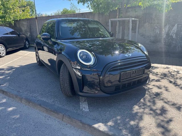 Mini Hatch - зображення 1