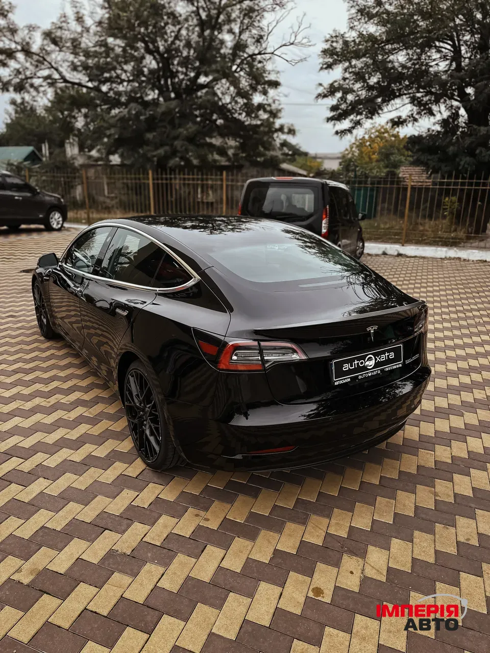 Tesla Model 3 - фото 7