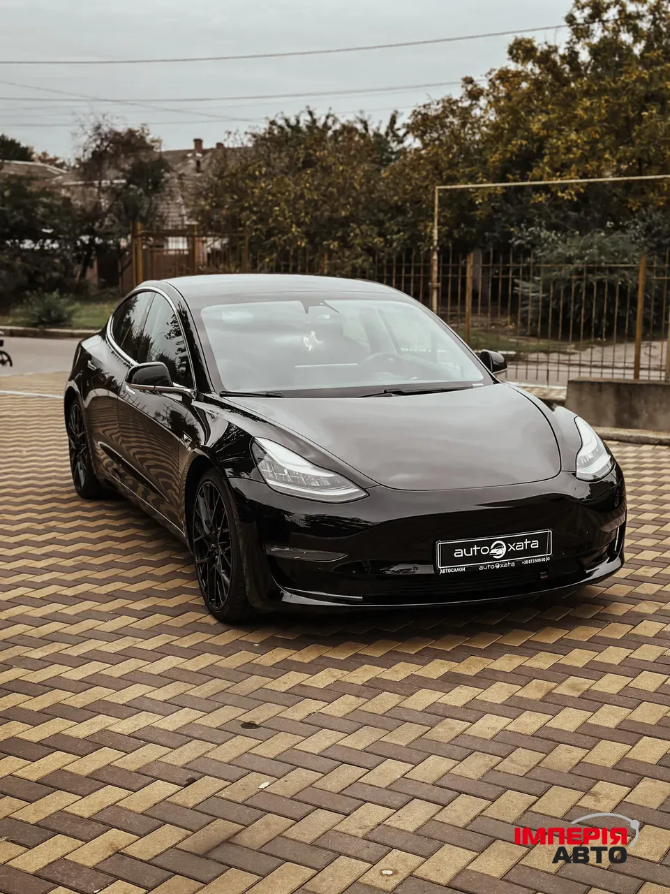 Tesla Model 3 - фото 3