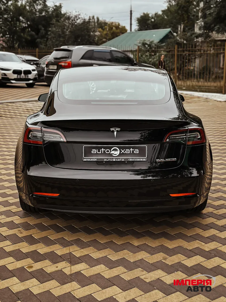 Tesla Model 3 - фото 8