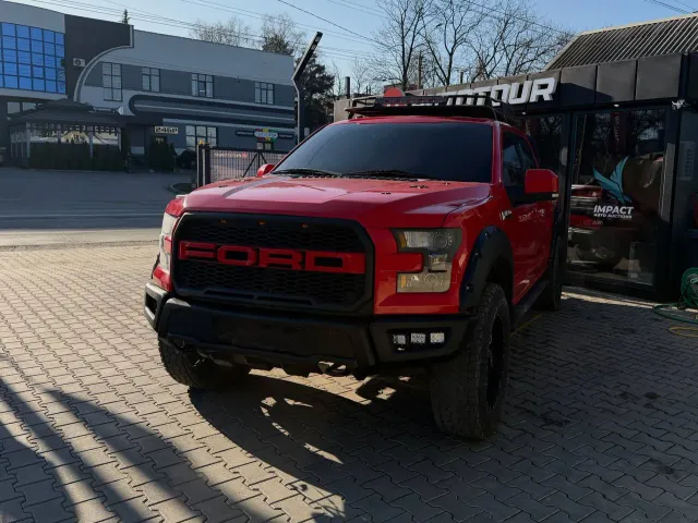Ford F-150 - фото 2
