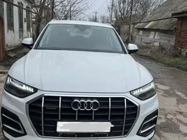 Audi Q5 - фото 1