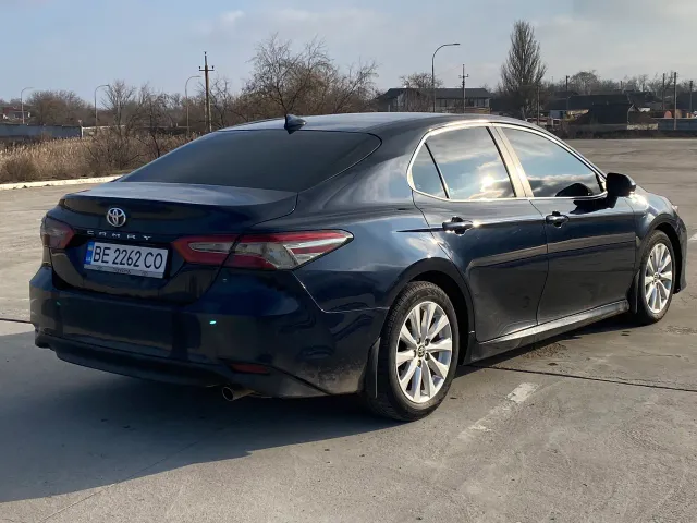 Toyota Camry - фото 4