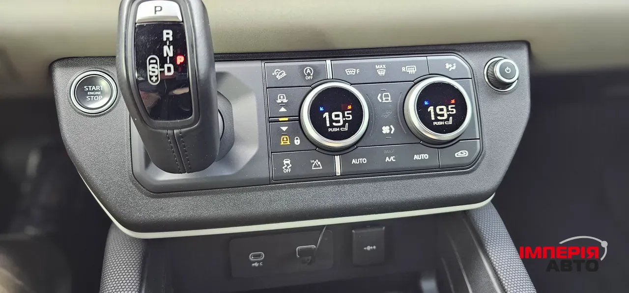 Land Rover Defender - фото 51