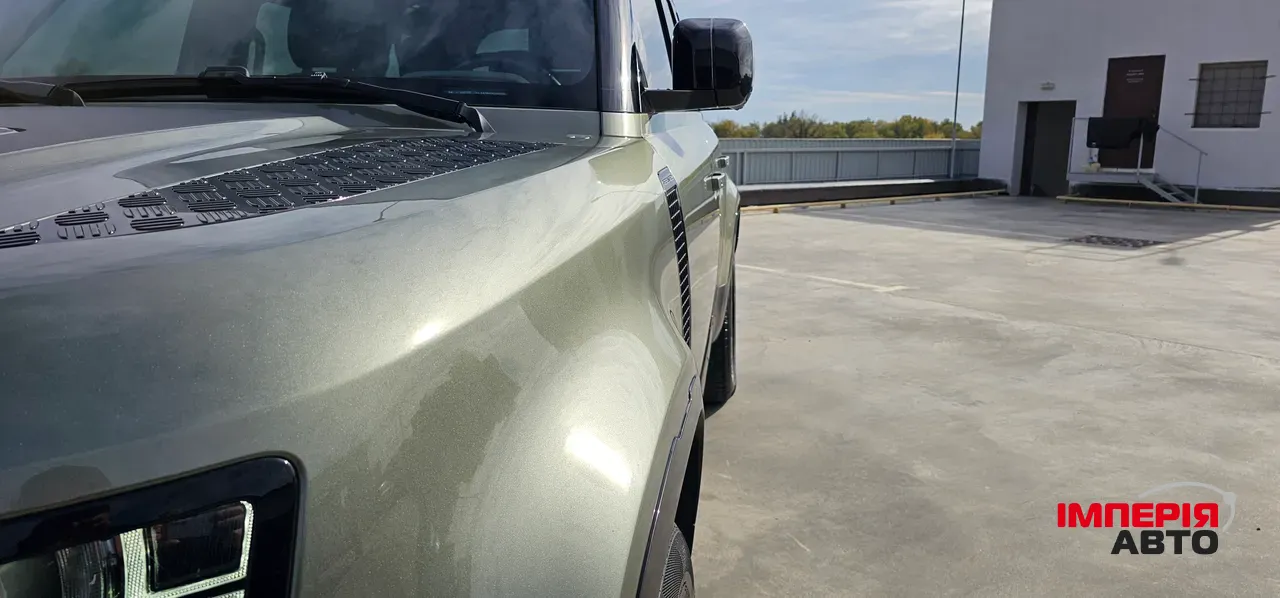 Land Rover Defender - фото 11