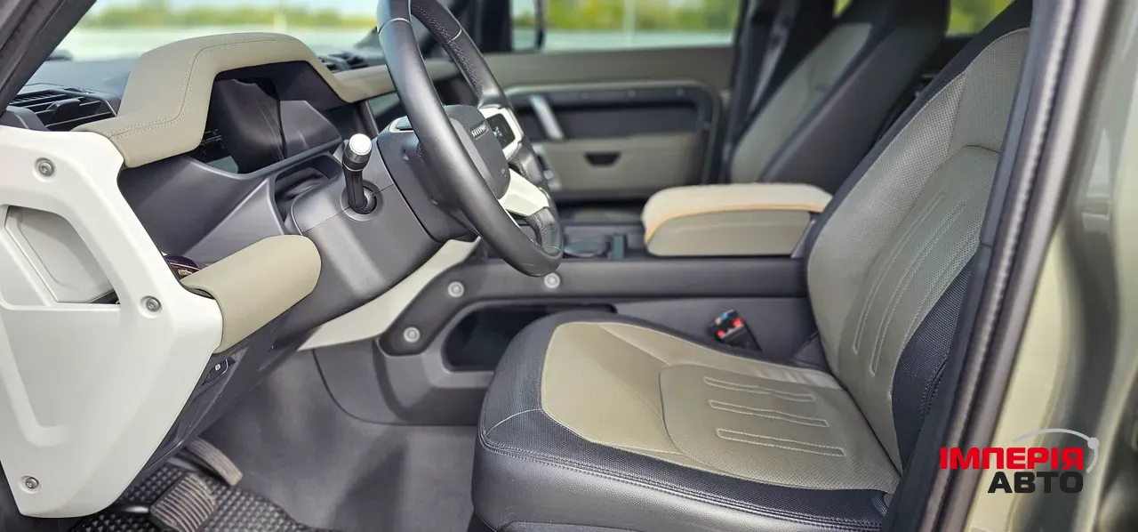 Land Rover Defender - фото 22