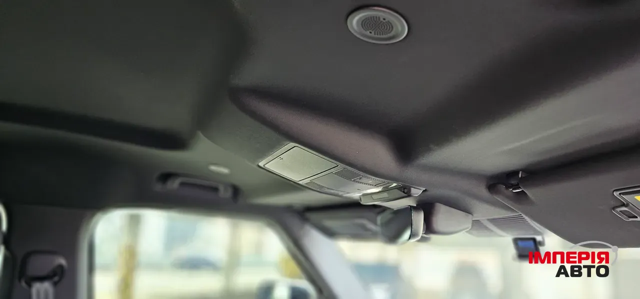 Land Rover Defender - фото 45