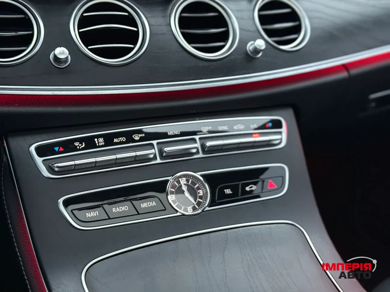 Mercedes-Benz E-Класс - фото 16