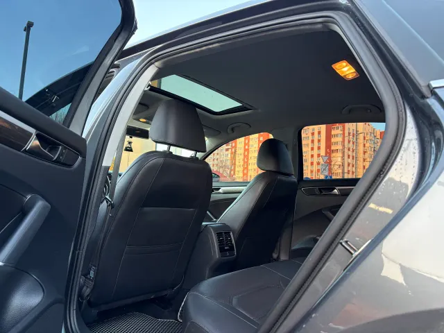 Volkswagen Passat - фото 4