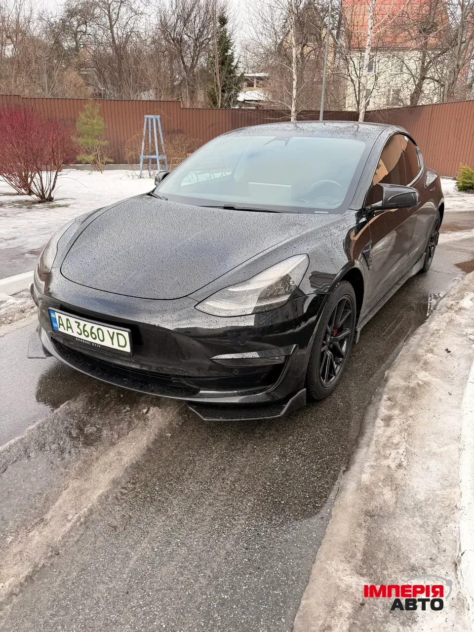 Tesla Model 3 - фото 1