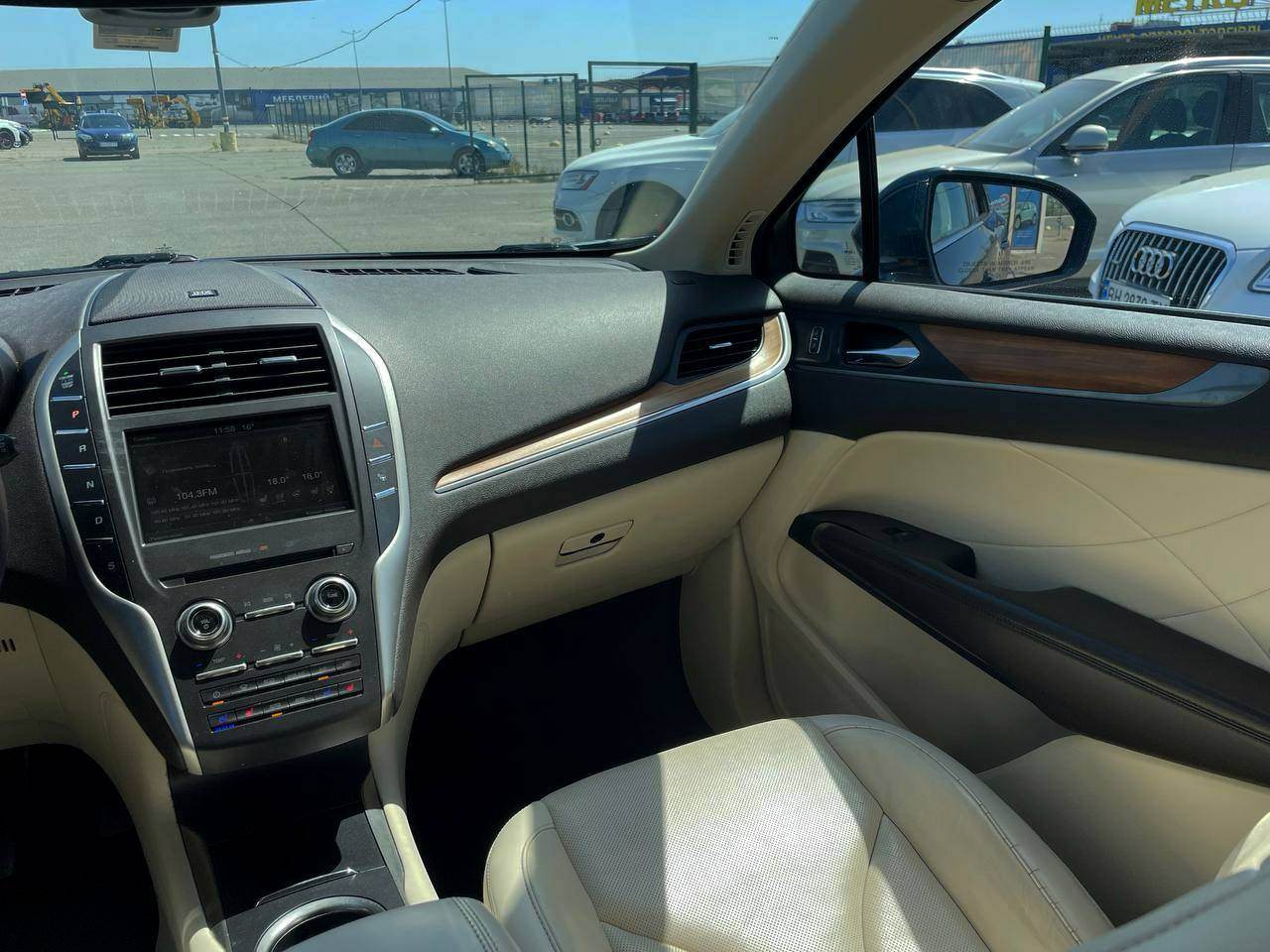 Lincoln MKC - фото 15