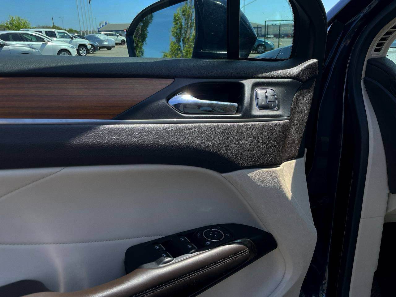 Lincoln MKC - фото 3