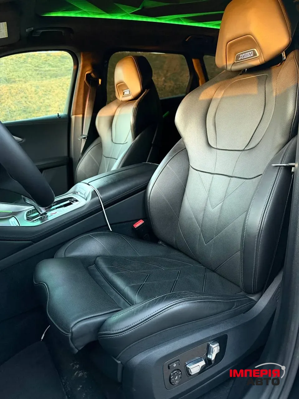 BMW XM - фото 11