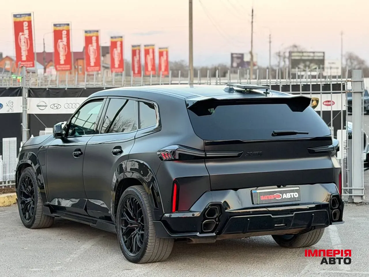BMW XM - фото 4