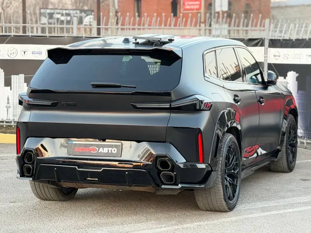 BMW XM - фото 5