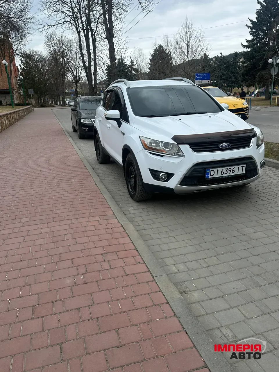 Ford Kuga - фото 2