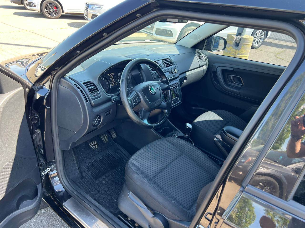 Skoda Fabia - фото 9