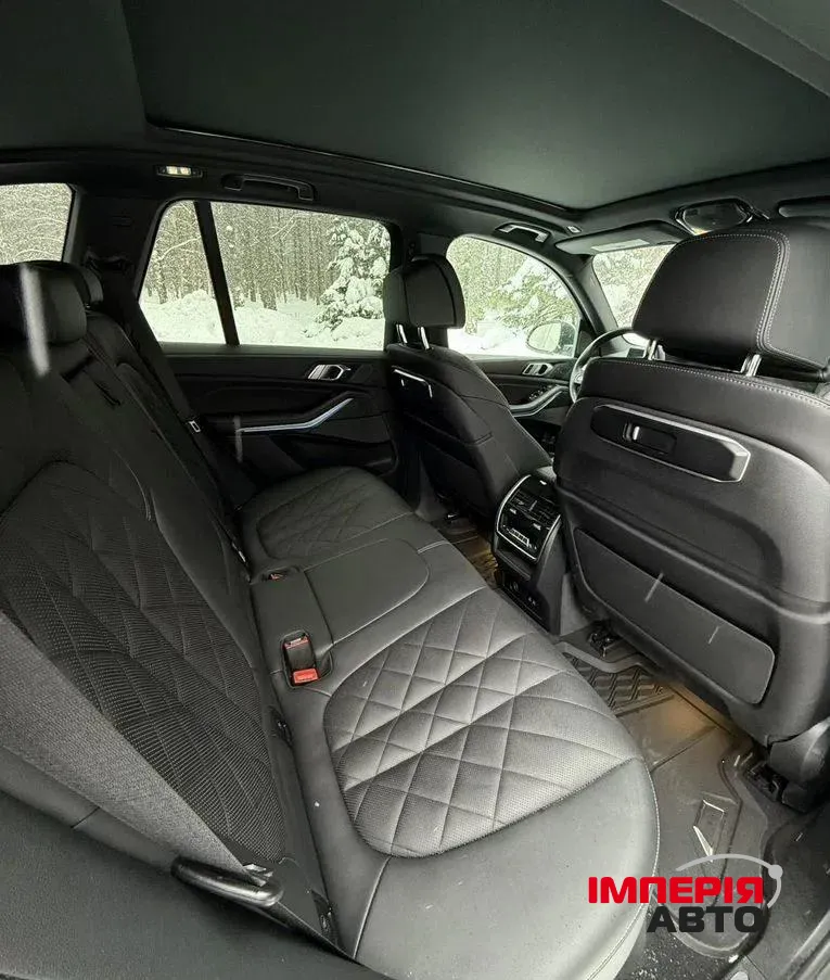BMW X5 - фото 8
