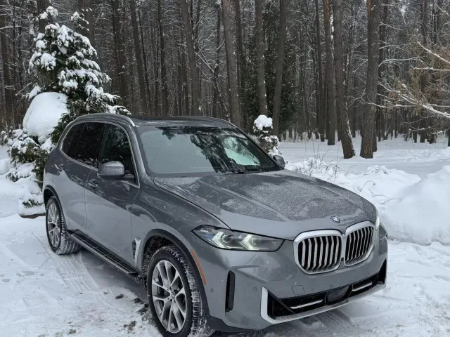 BMW X5 - фото 1