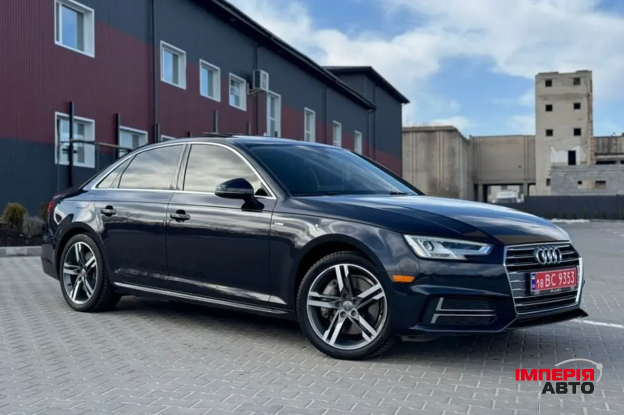 Audi A4 - фото 2
