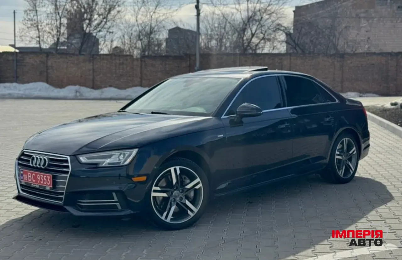 Audi A4 - фото 9