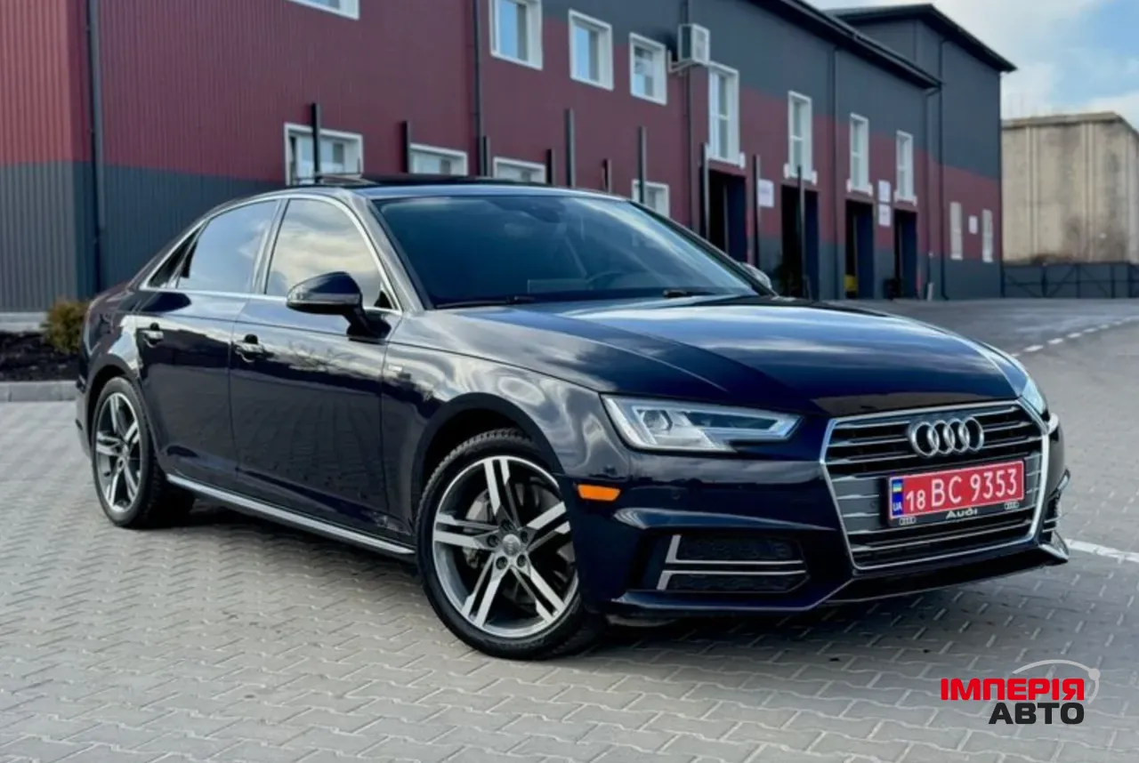 Audi A4 - фото 1