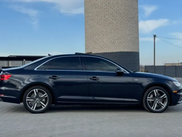 Audi A4 - фото 4
