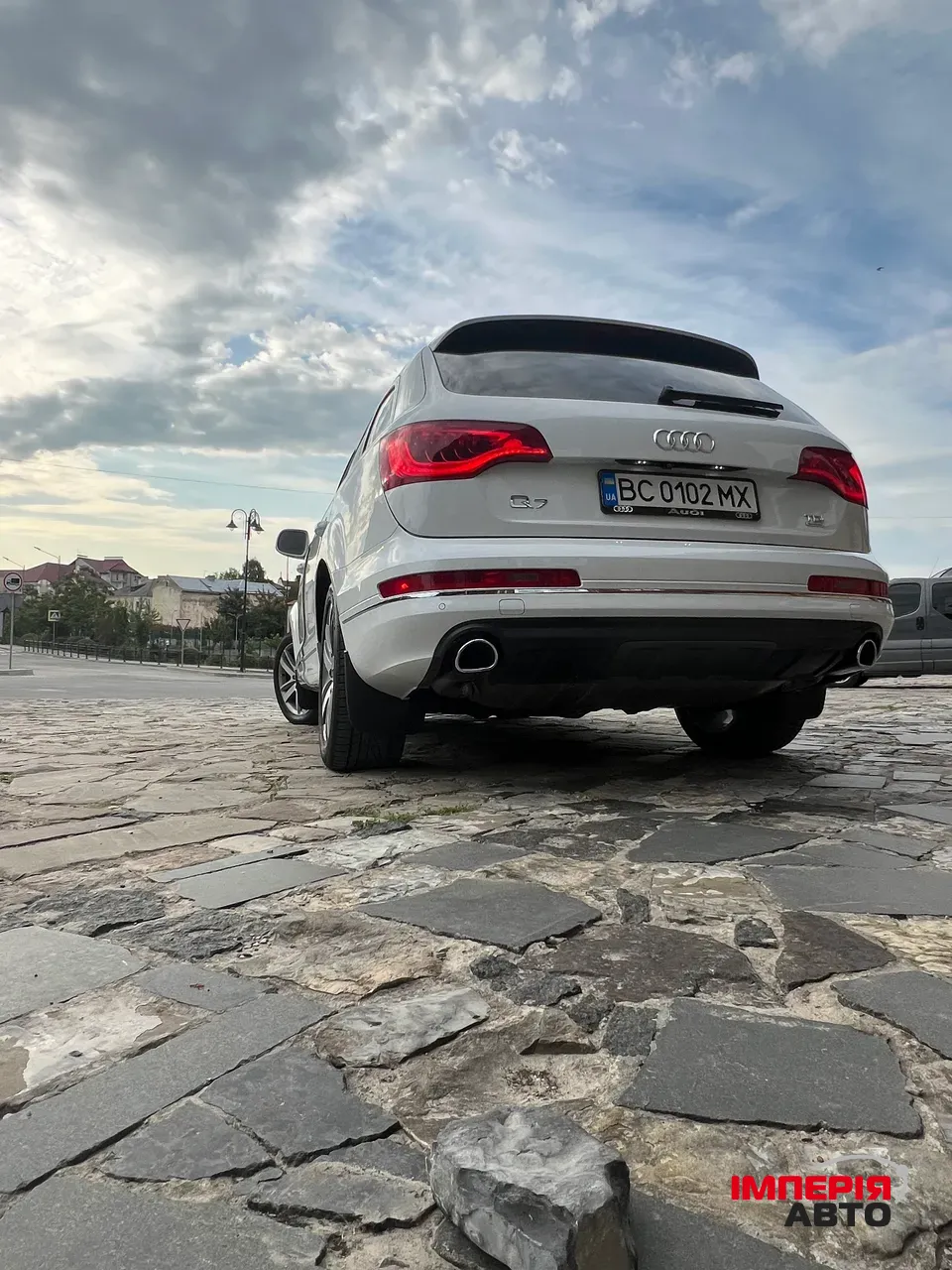 Audi Q7 - фото 37