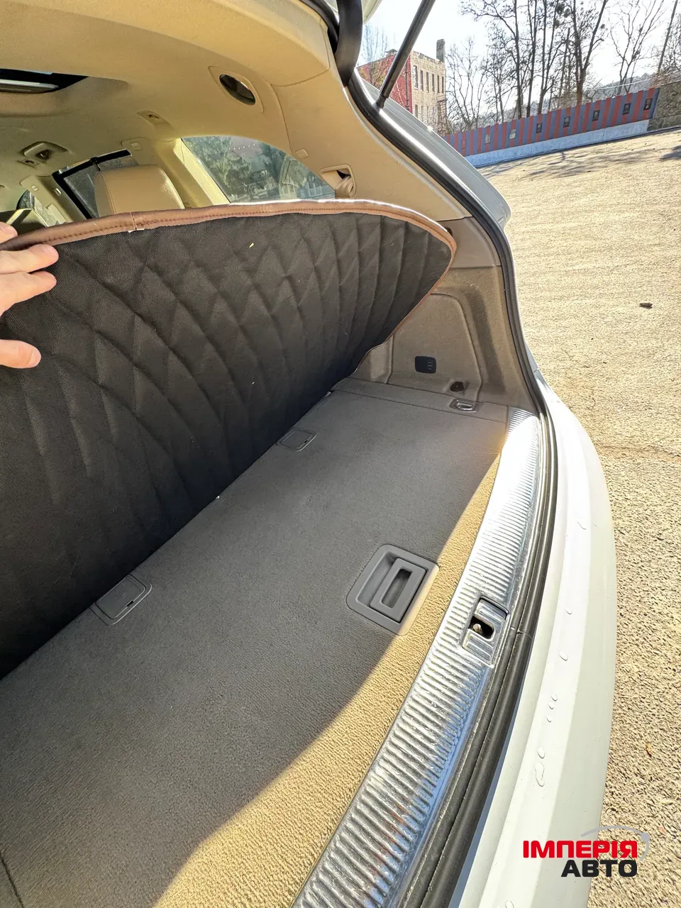 Audi Q7 - фото 15