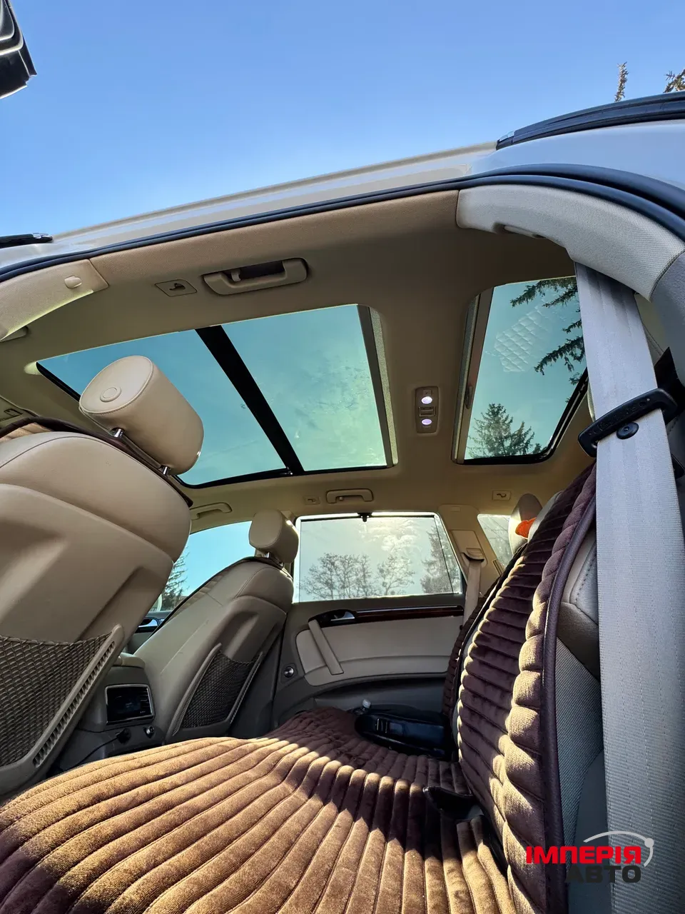 Audi Q7 - фото 18