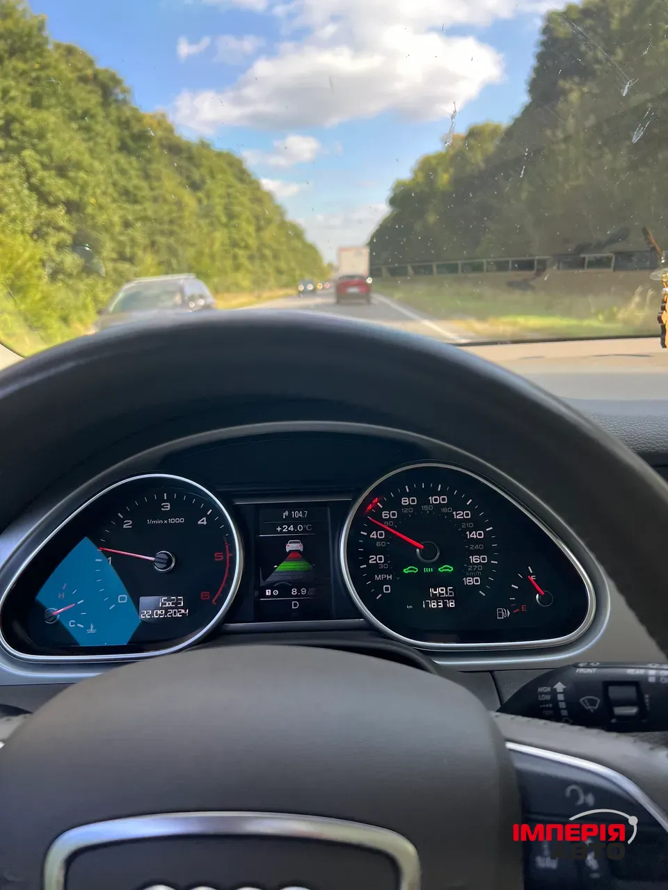 Audi Q7 - фото 39