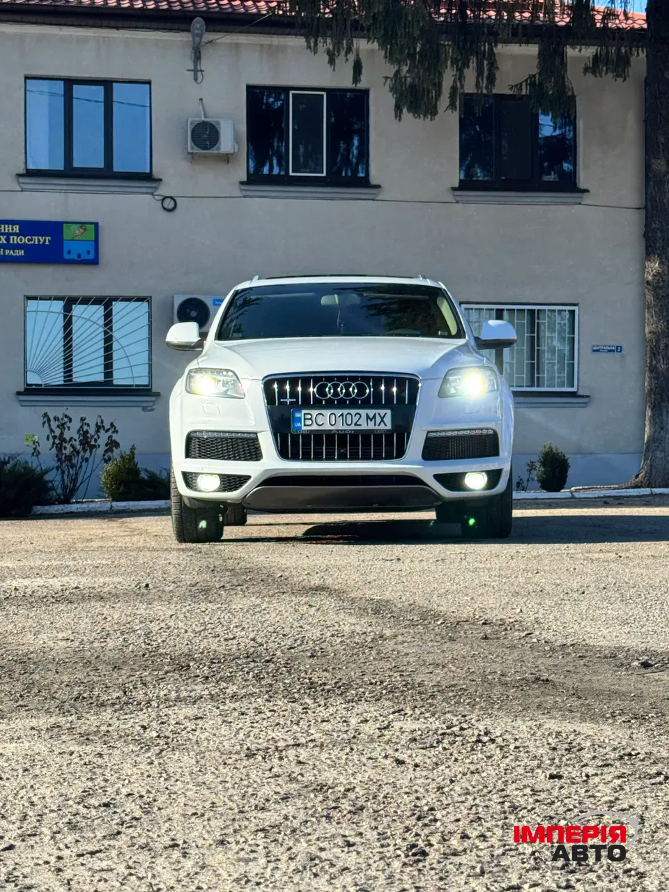 Audi Q7 - фото 3