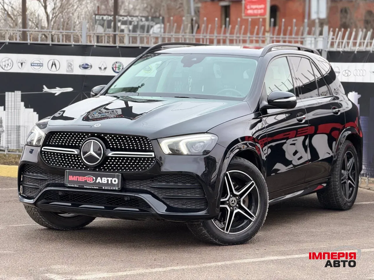 Mercedes-Benz GLE - фото 1