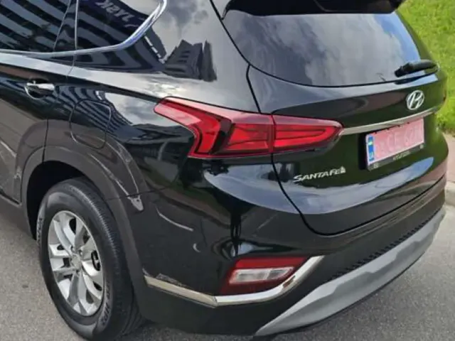 Hyundai Santa Fe - фото 2