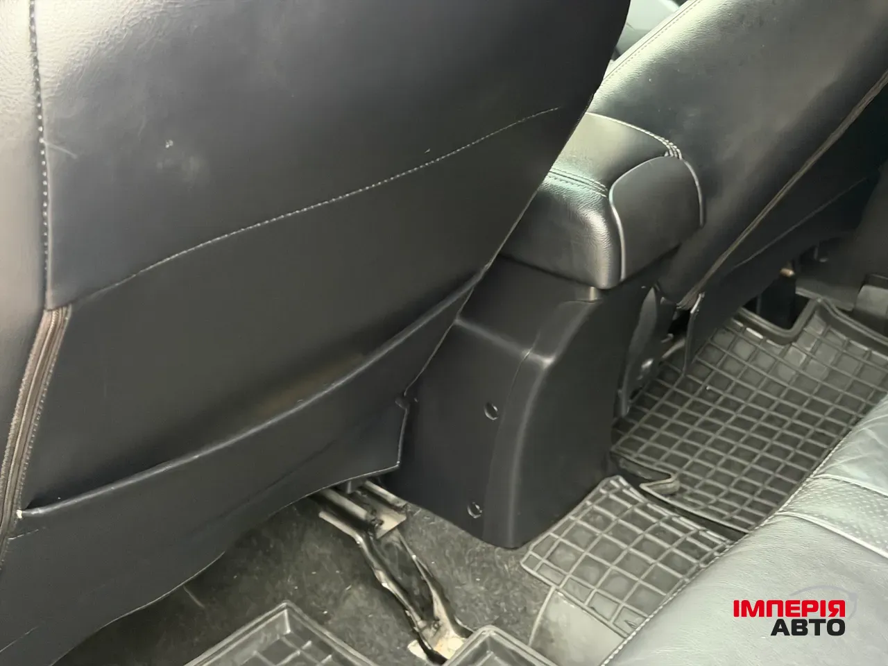 Mitsubishi Outlander - фото 60