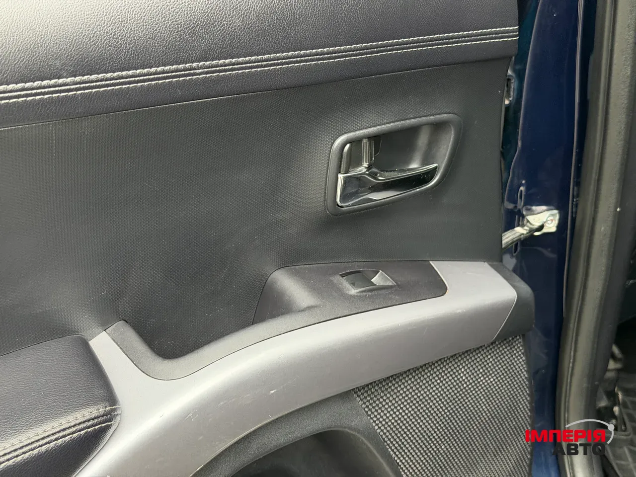 Mitsubishi Outlander - фото 56