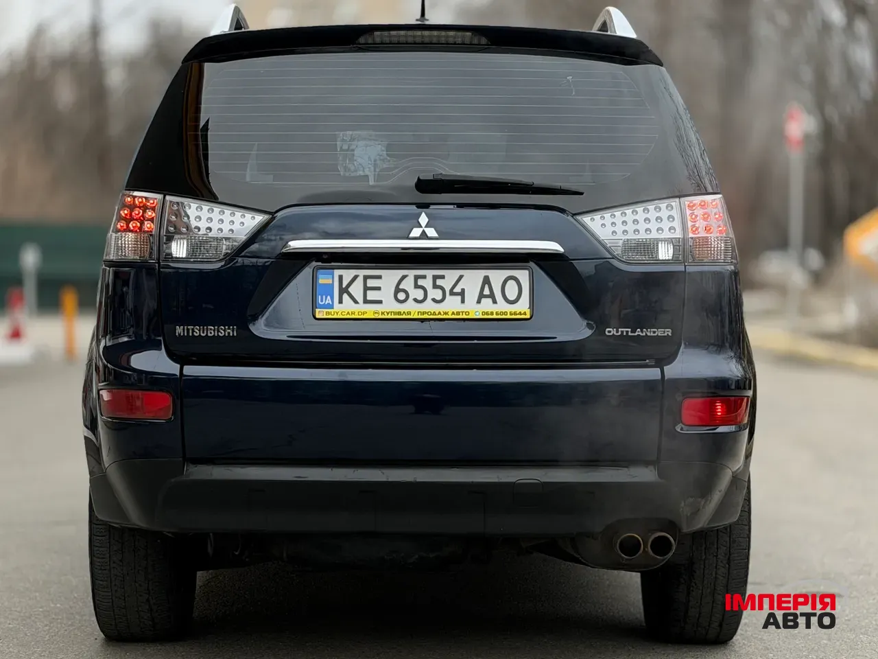 Mitsubishi Outlander - фото 4