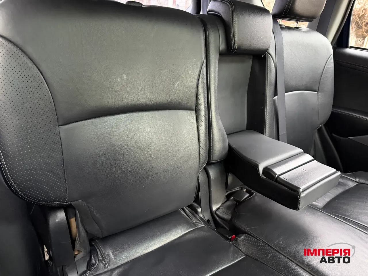 Mitsubishi Outlander - фото 10