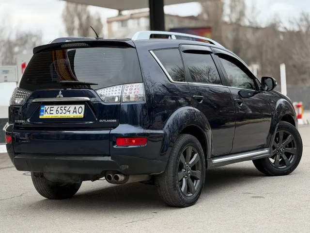 Mitsubishi Outlander - фото 5